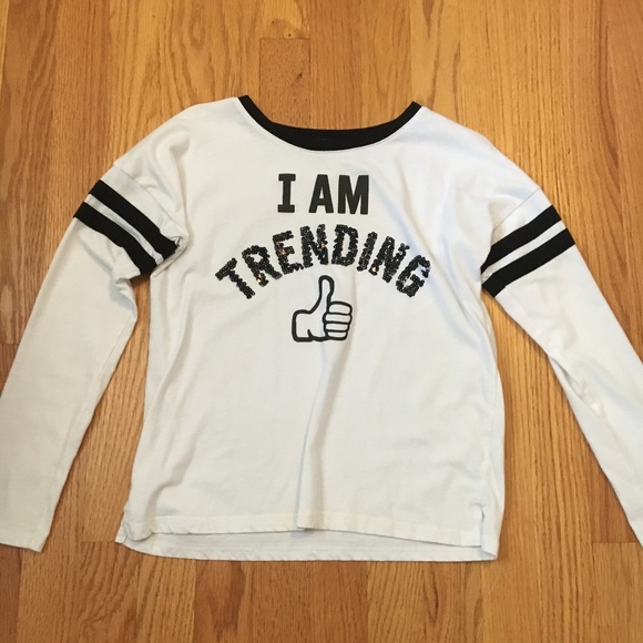 I Am Trending Shirt - Picture 1 of 1